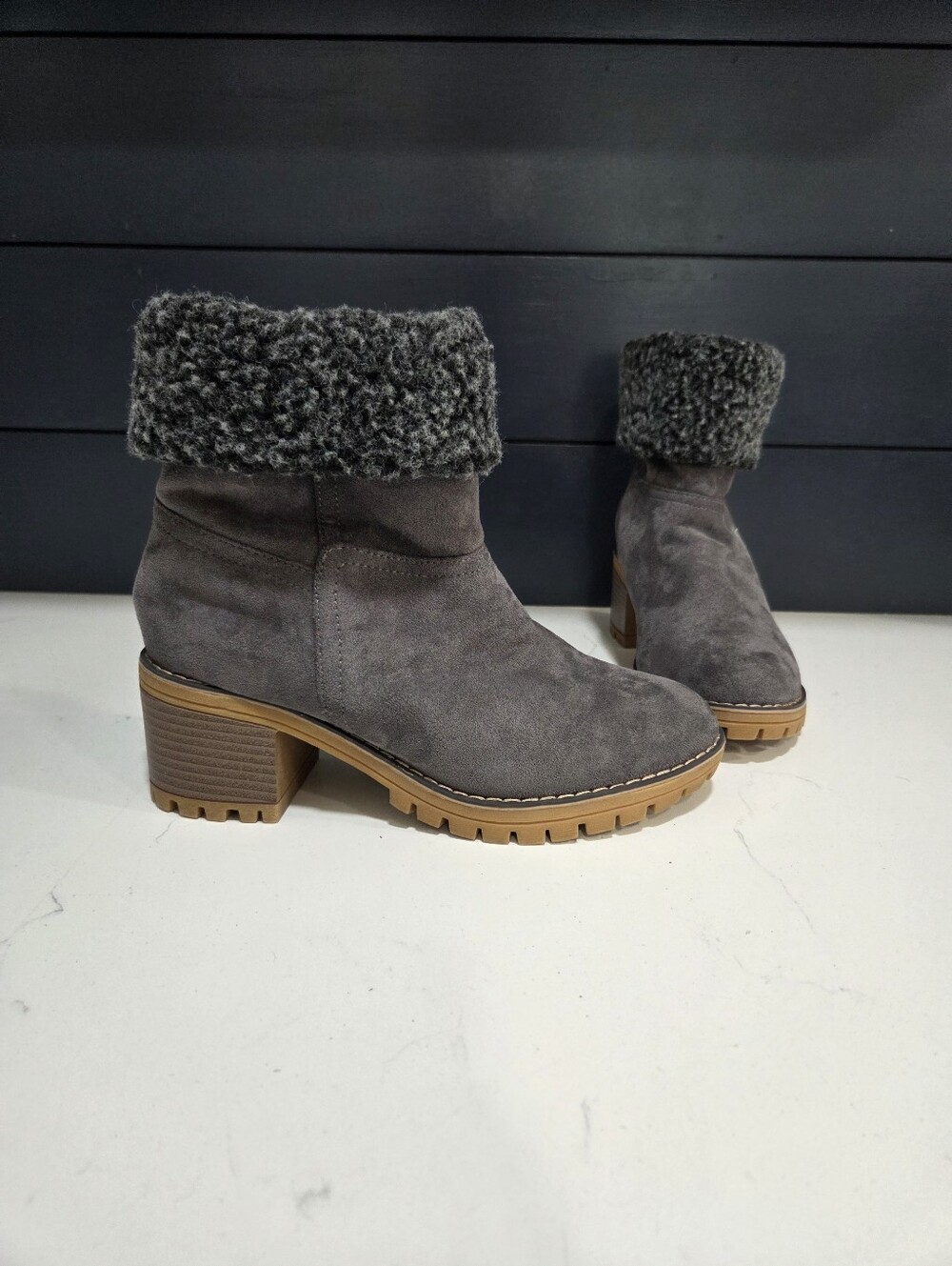 Boutique By Corkys Cotton Women's Gray Faux-Fur Cuff Block Heel Boot Size 7